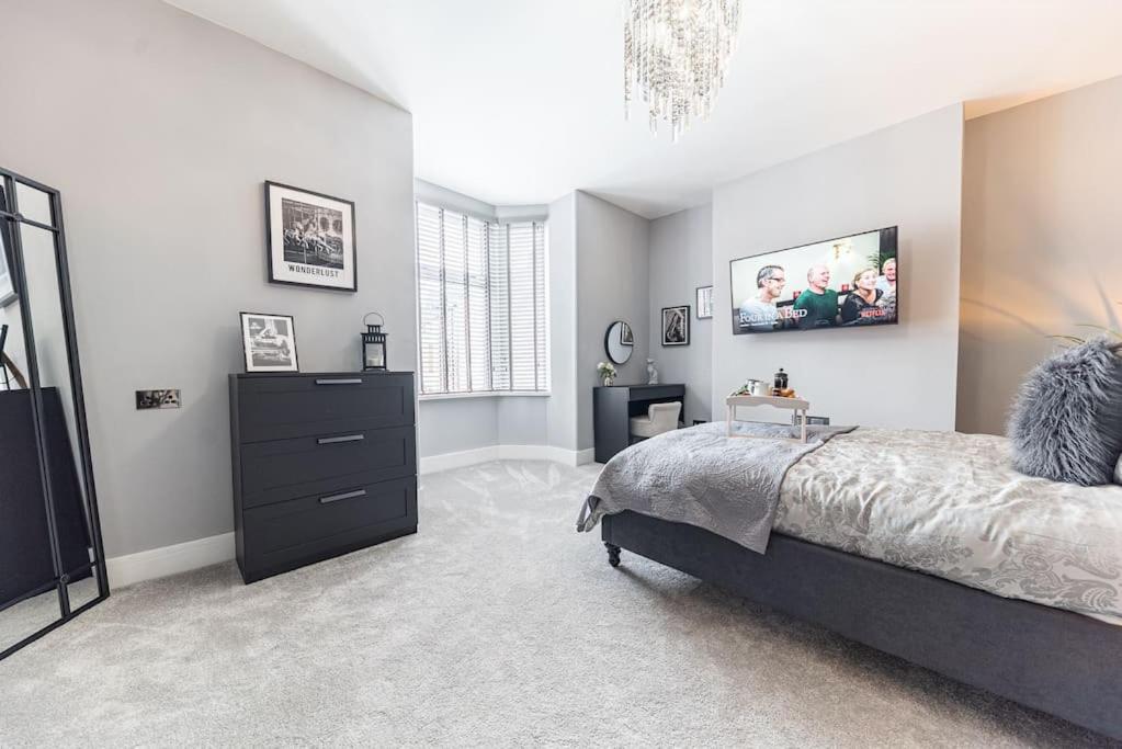 Luxury Townhouse In Workington Villa Екстериор снимка