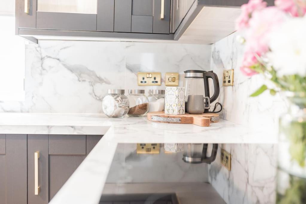 Luxury Townhouse In Workington Villa Екстериор снимка